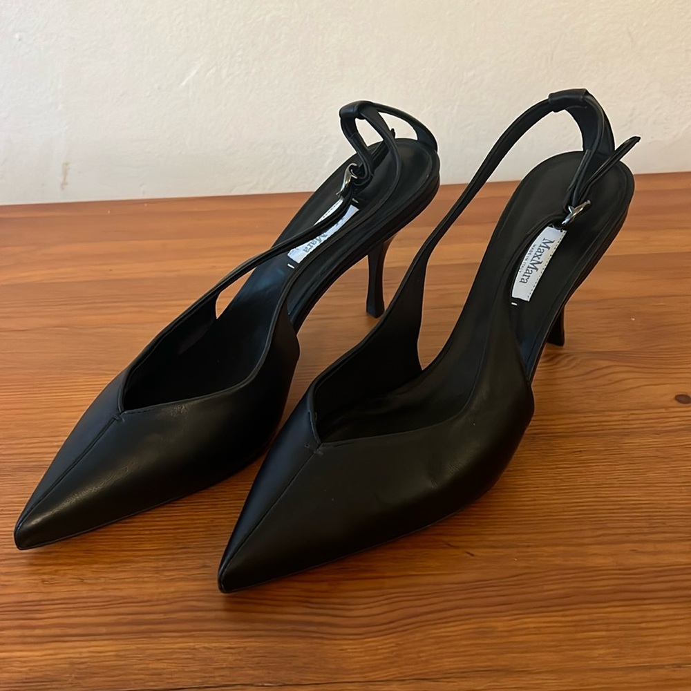 MaxMara Peck Slingback Leather Pumps